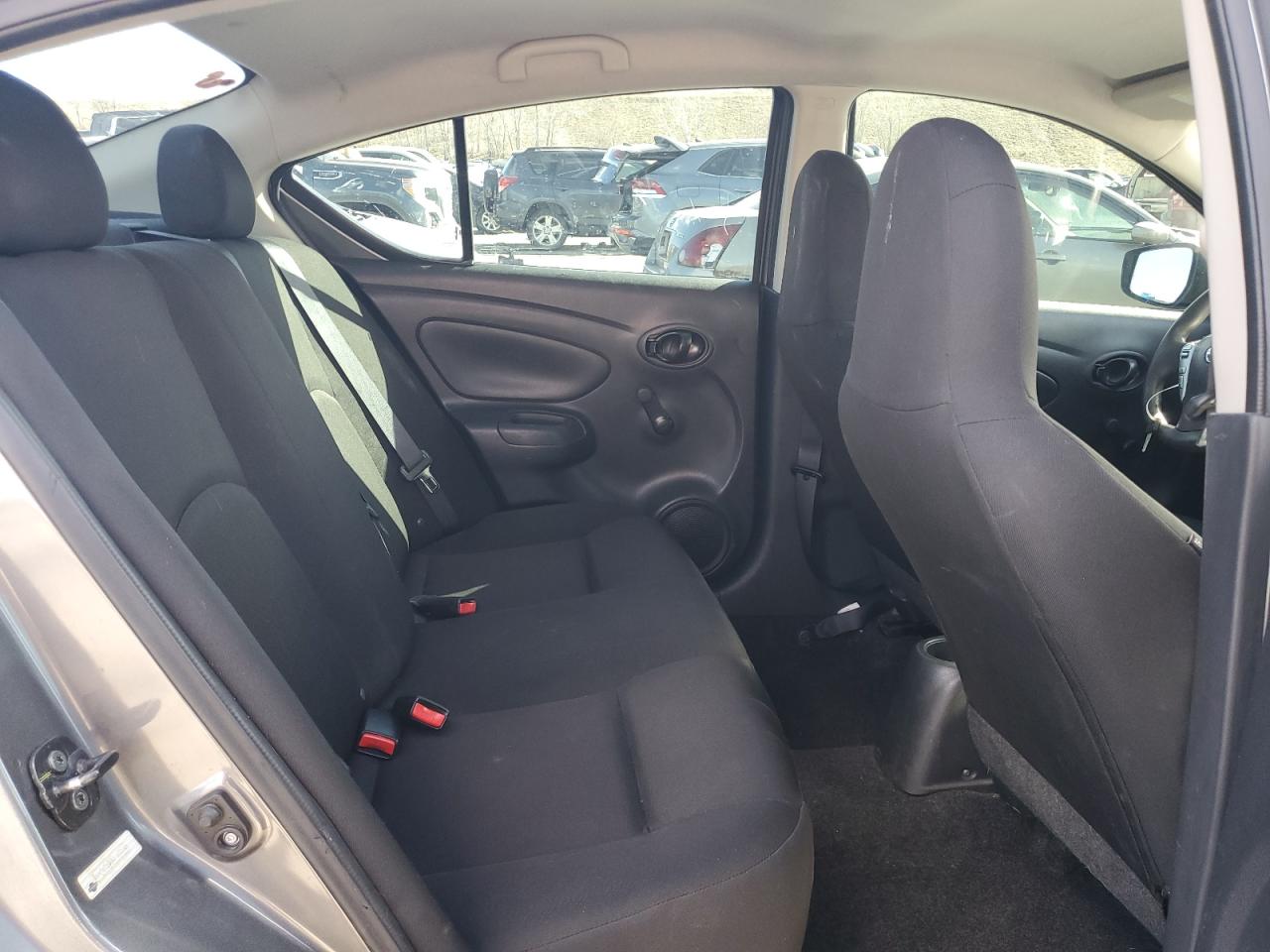 2016 Nissan Versa - Image 10