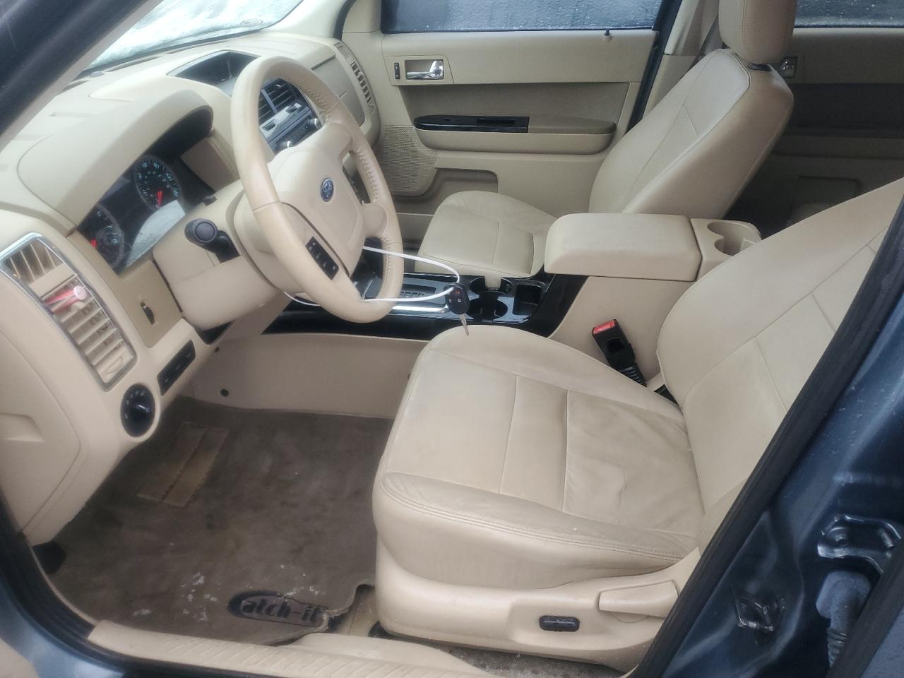 2011 Ford Escape - Image 7