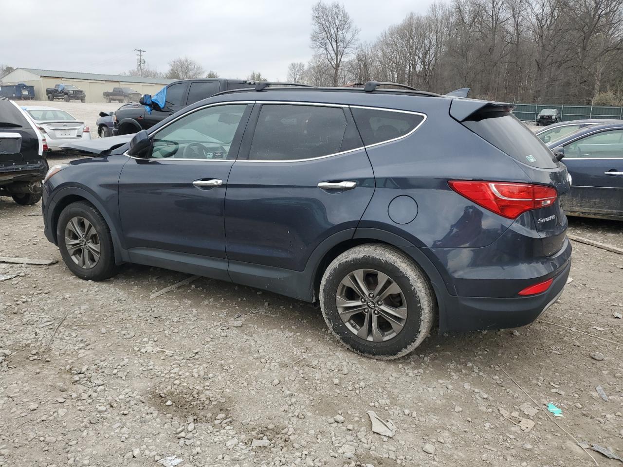 2015 Hyundai Santa Fe - Image 2