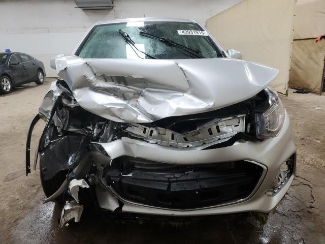  CHEVROLET TRAX 2017 Srebrny