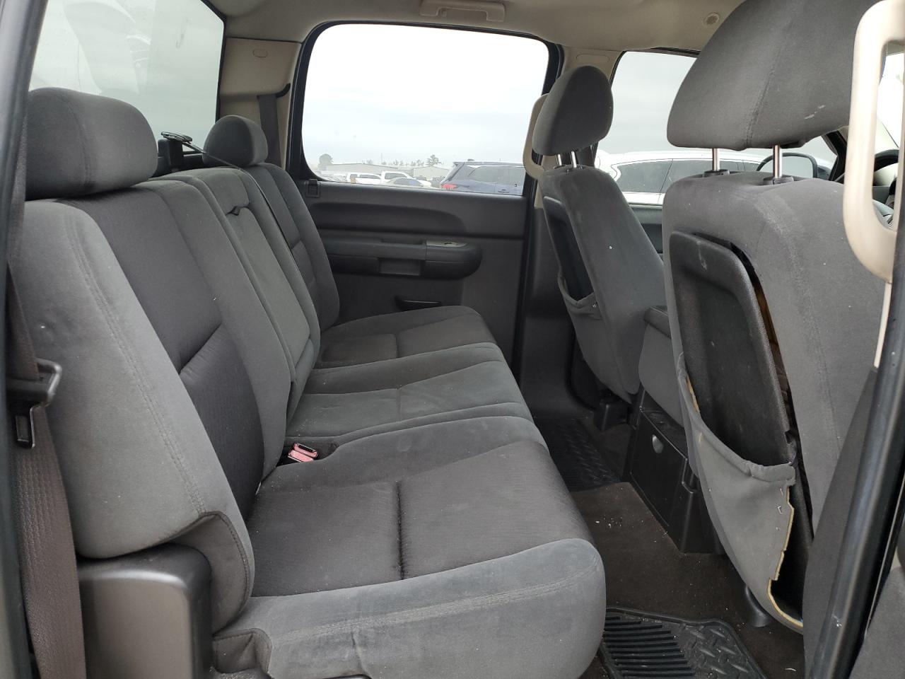 2009 Chevrolet Silverado - Image 10