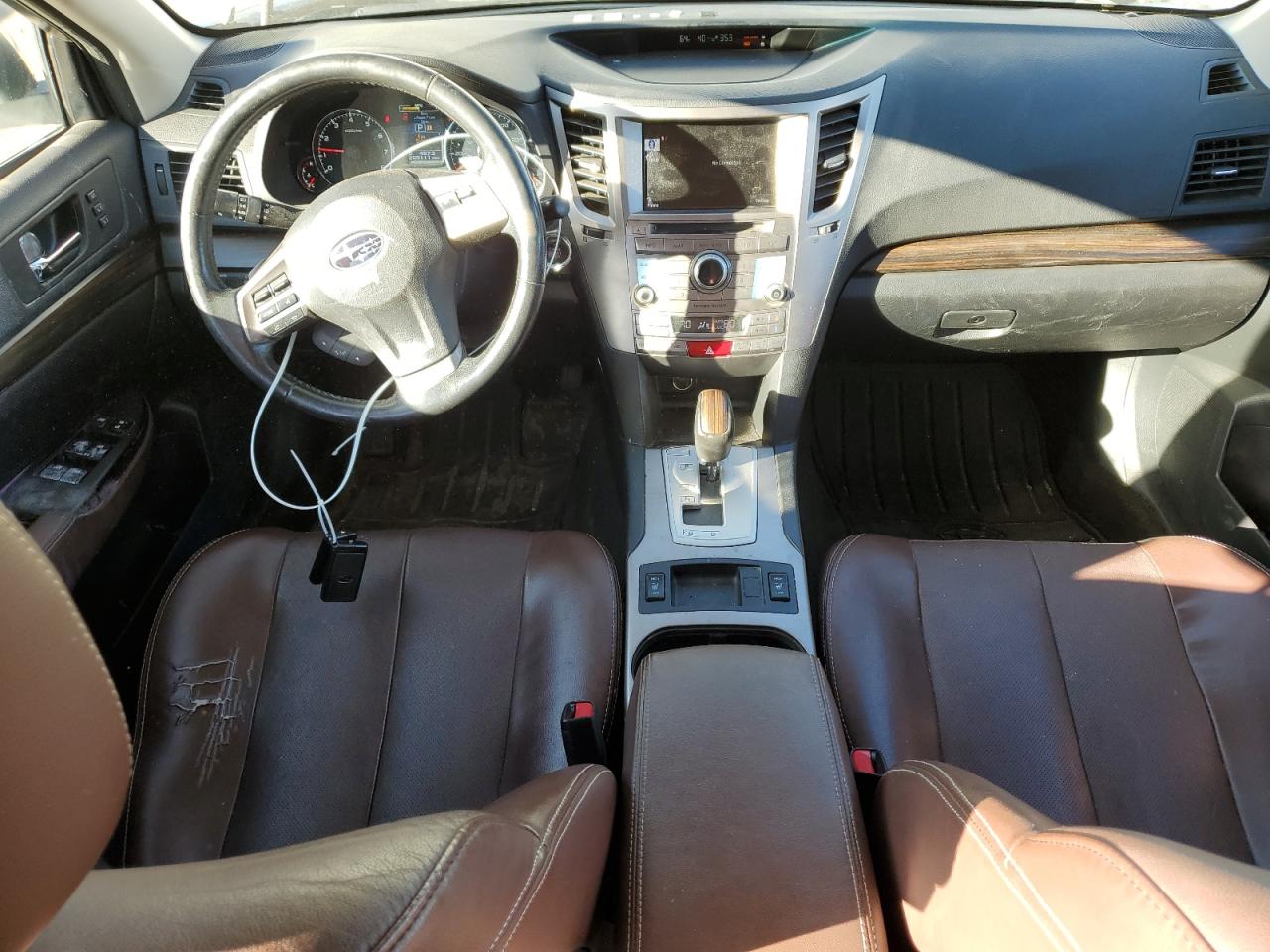 2014 Subaru Outback - Image 8