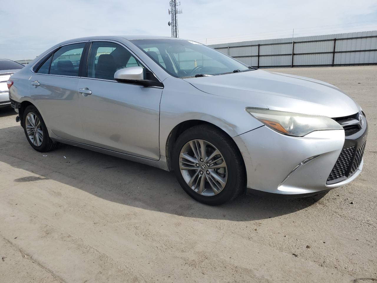 2016 Toyota Camry - Image 4