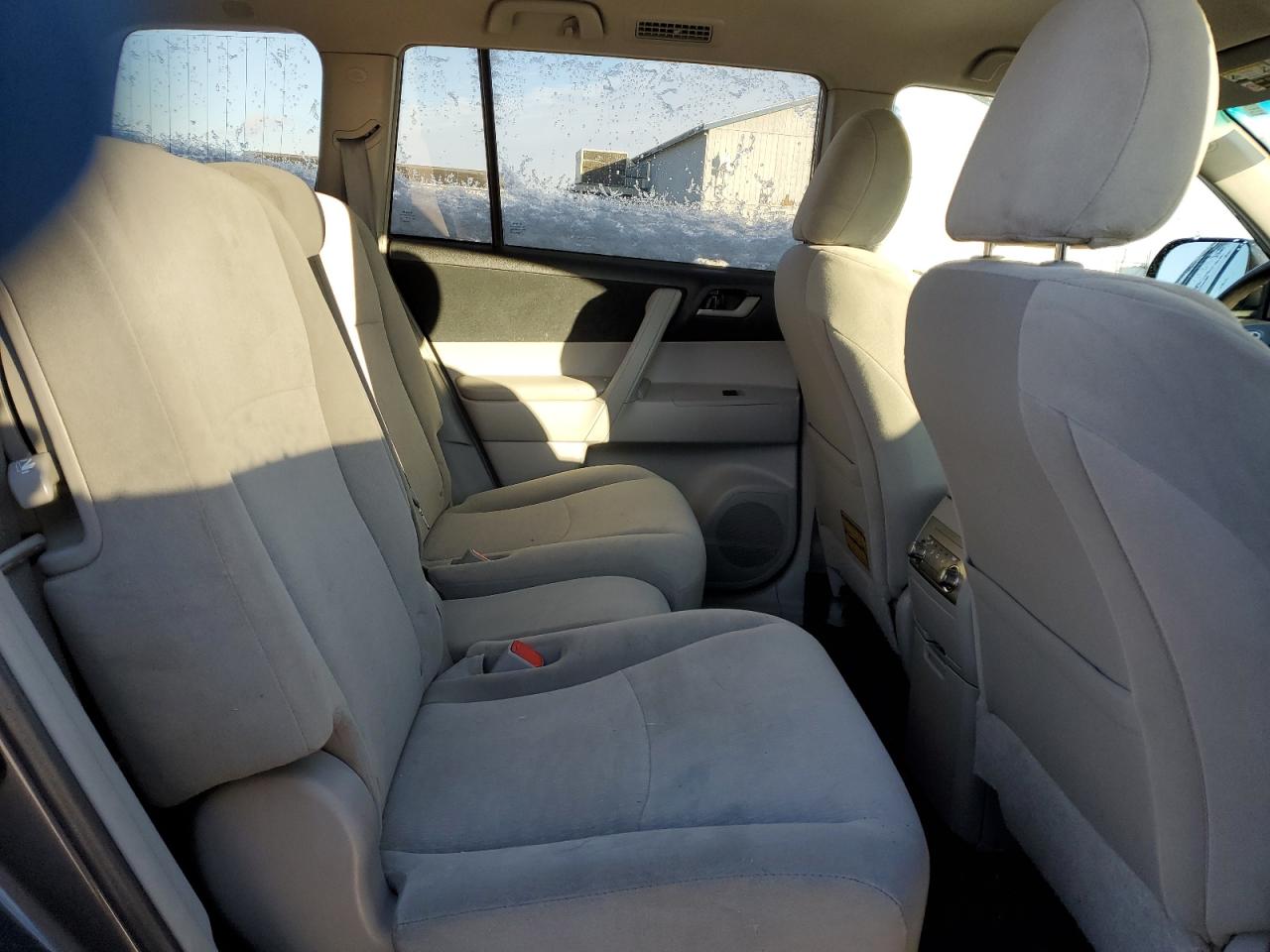 2011 Toyota Highlander - Image 11
