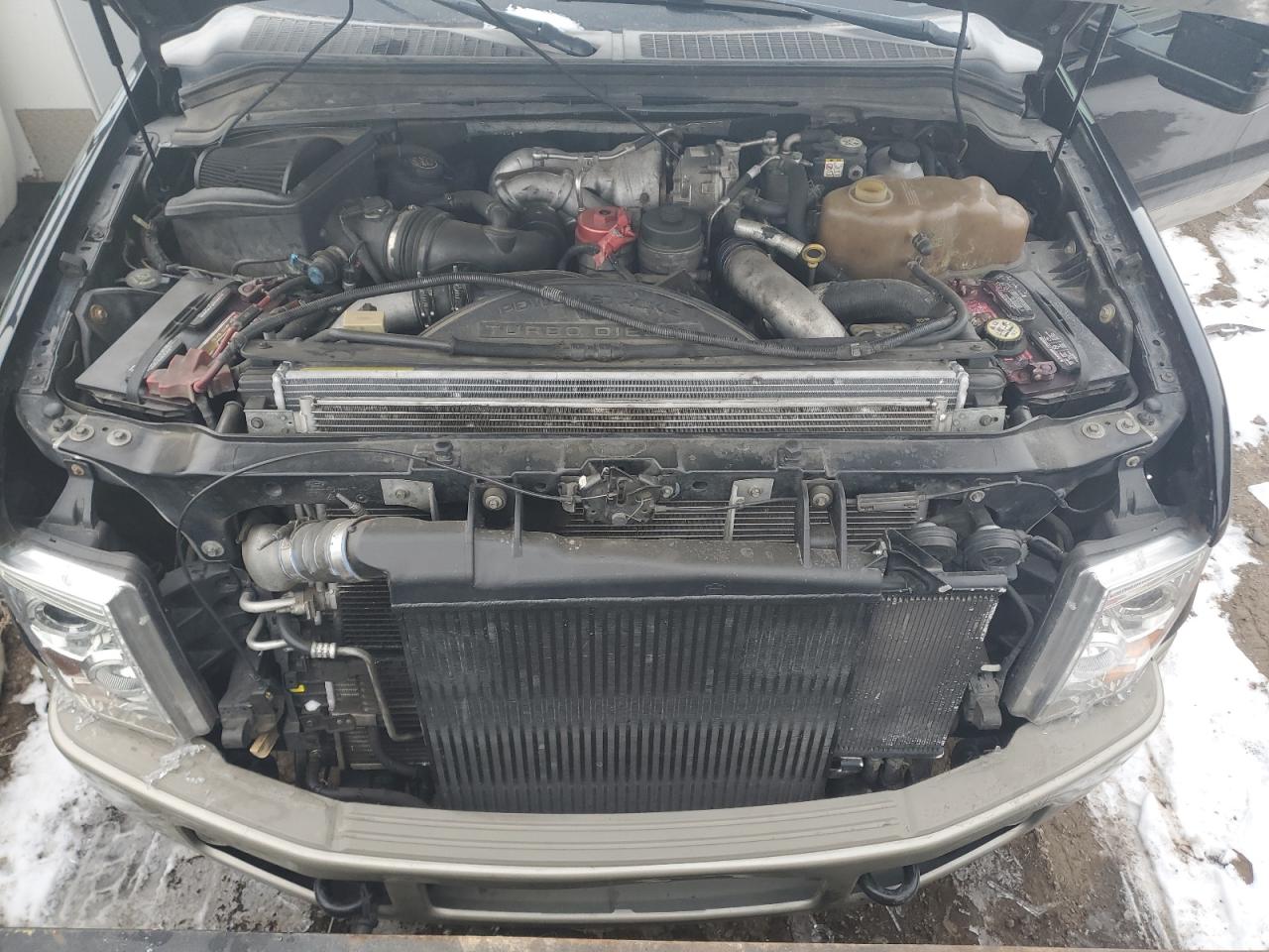 2008 Ford F450 - Image 11