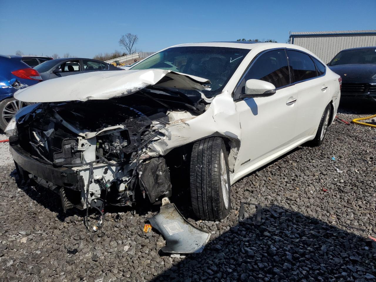 2014 Toyota Avalon - Image 1