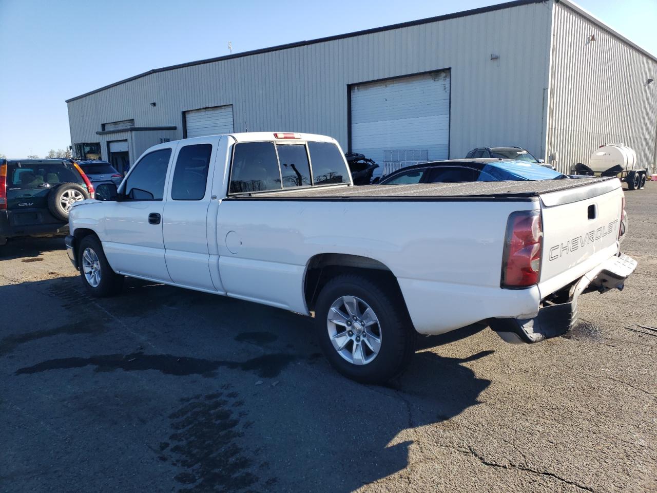 2004 Chevrolet Silverado - Image 2