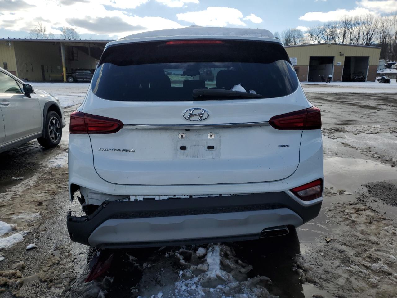 2019 Hyundai Santa Fe - Image 6