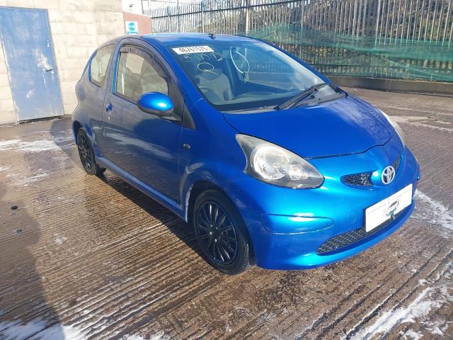 2010 TOYOTA AYGO BLUE