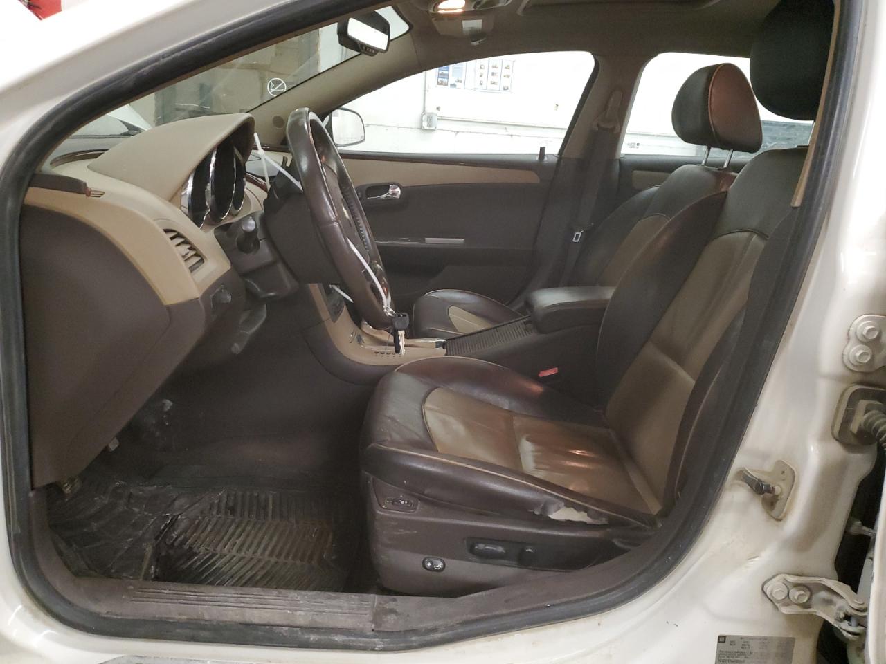 2010 Chevrolet Malibu - Image 7