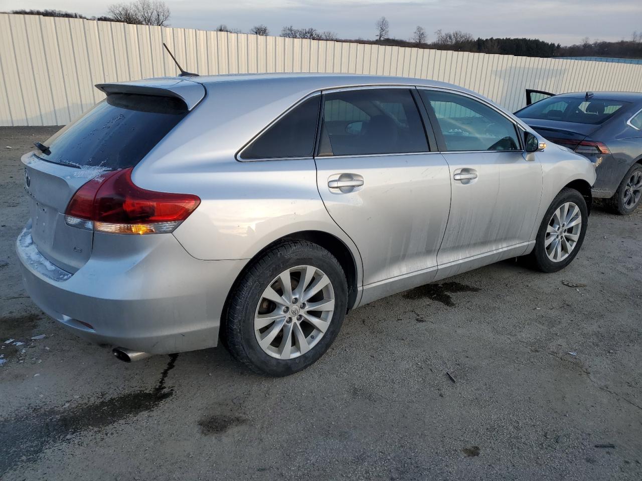 2013 Toyota Venza - Image 3