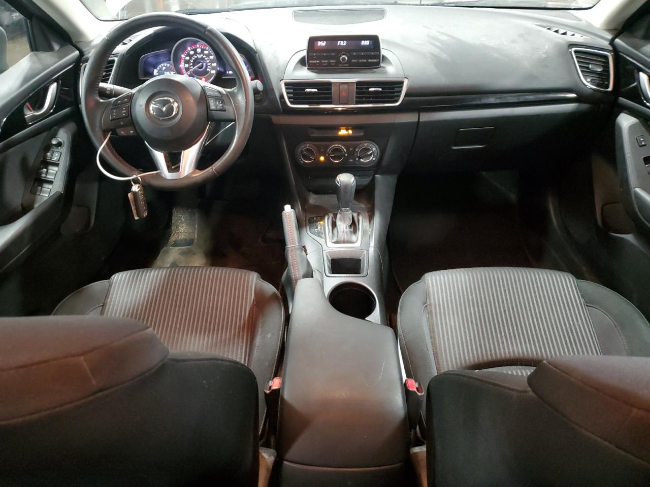 2014 Mazda 3 - Image 8