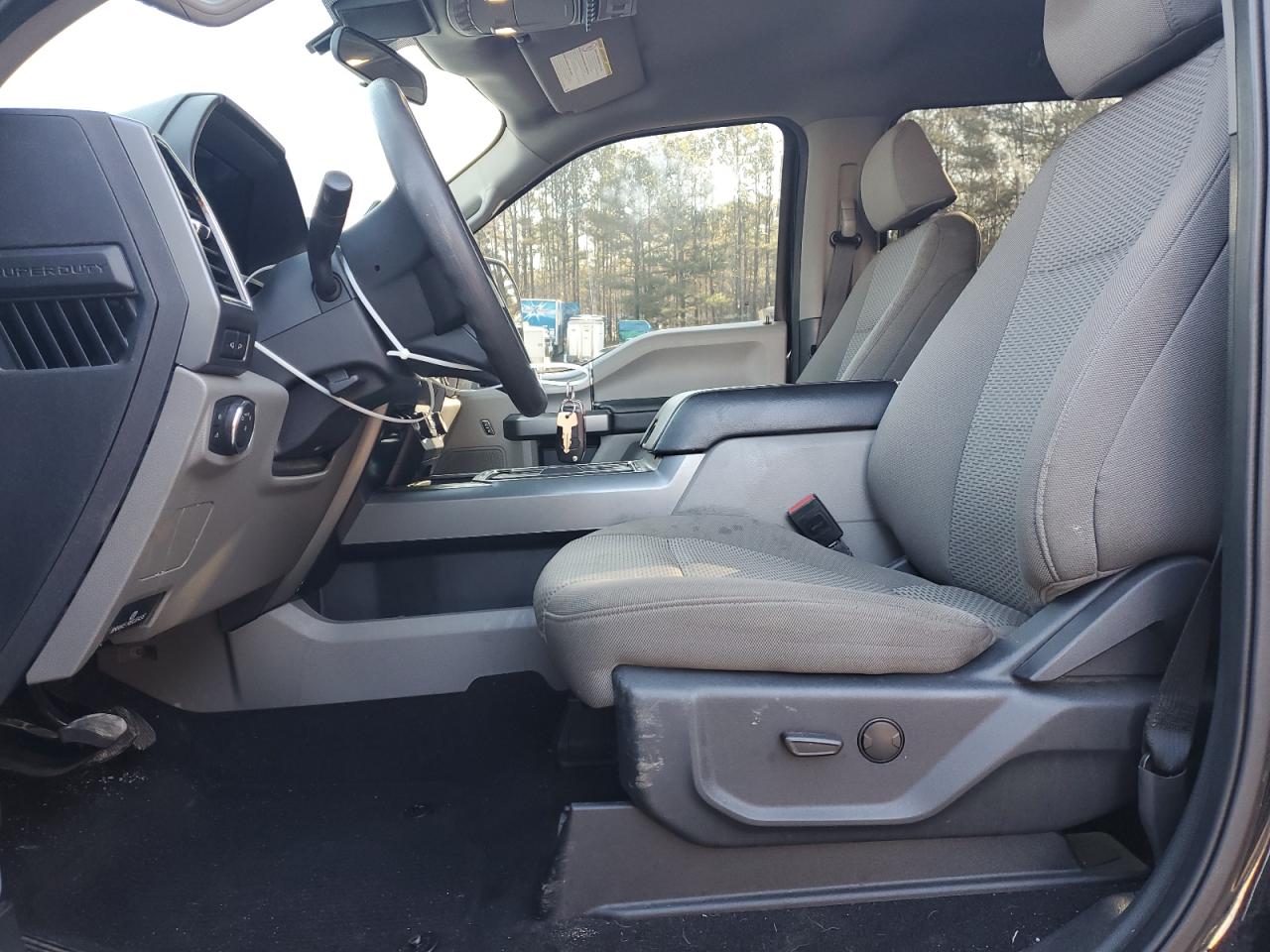 2022 Ford F250 - Image 7