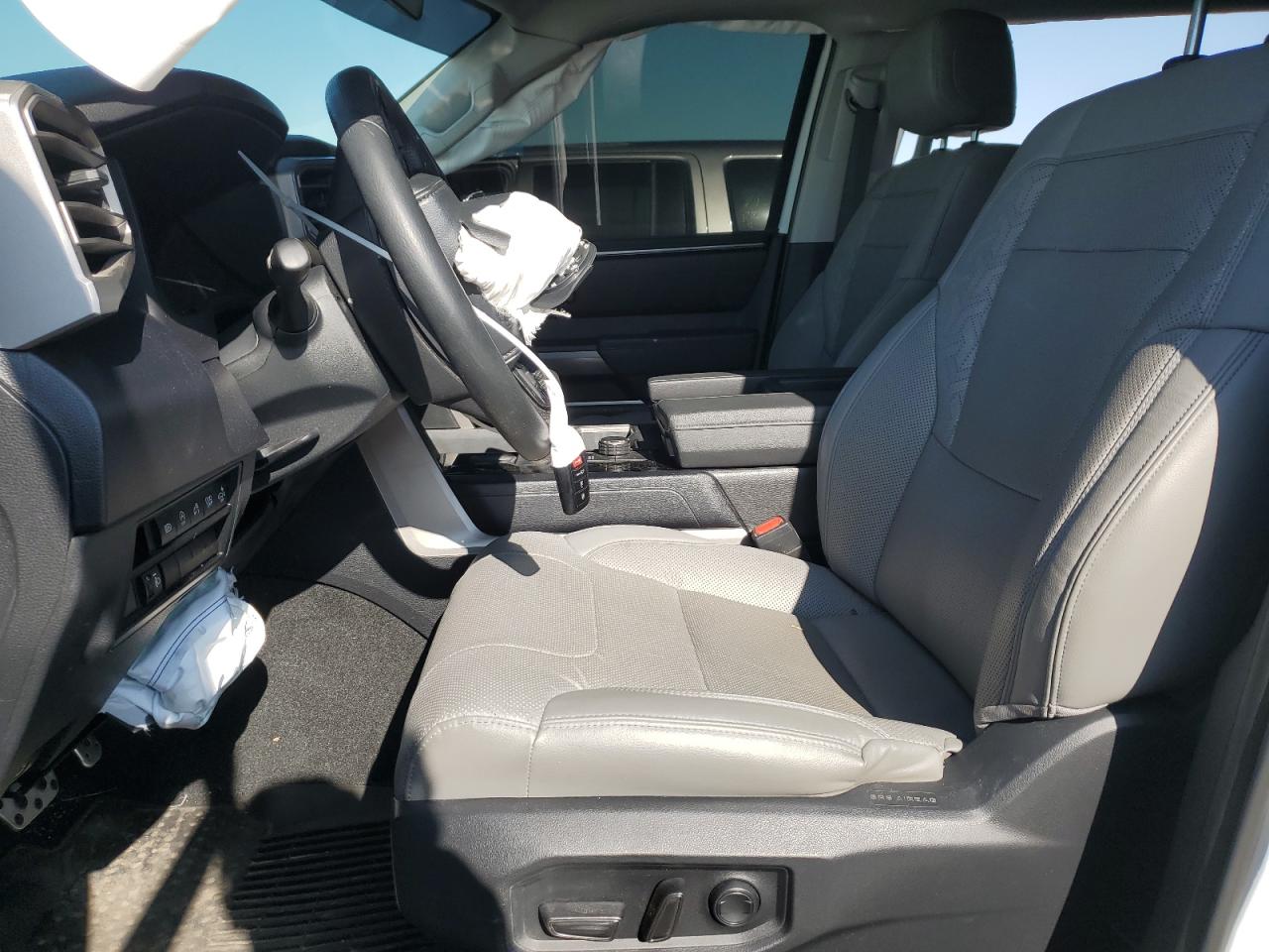 2024 Toyota Tundra - Image 7