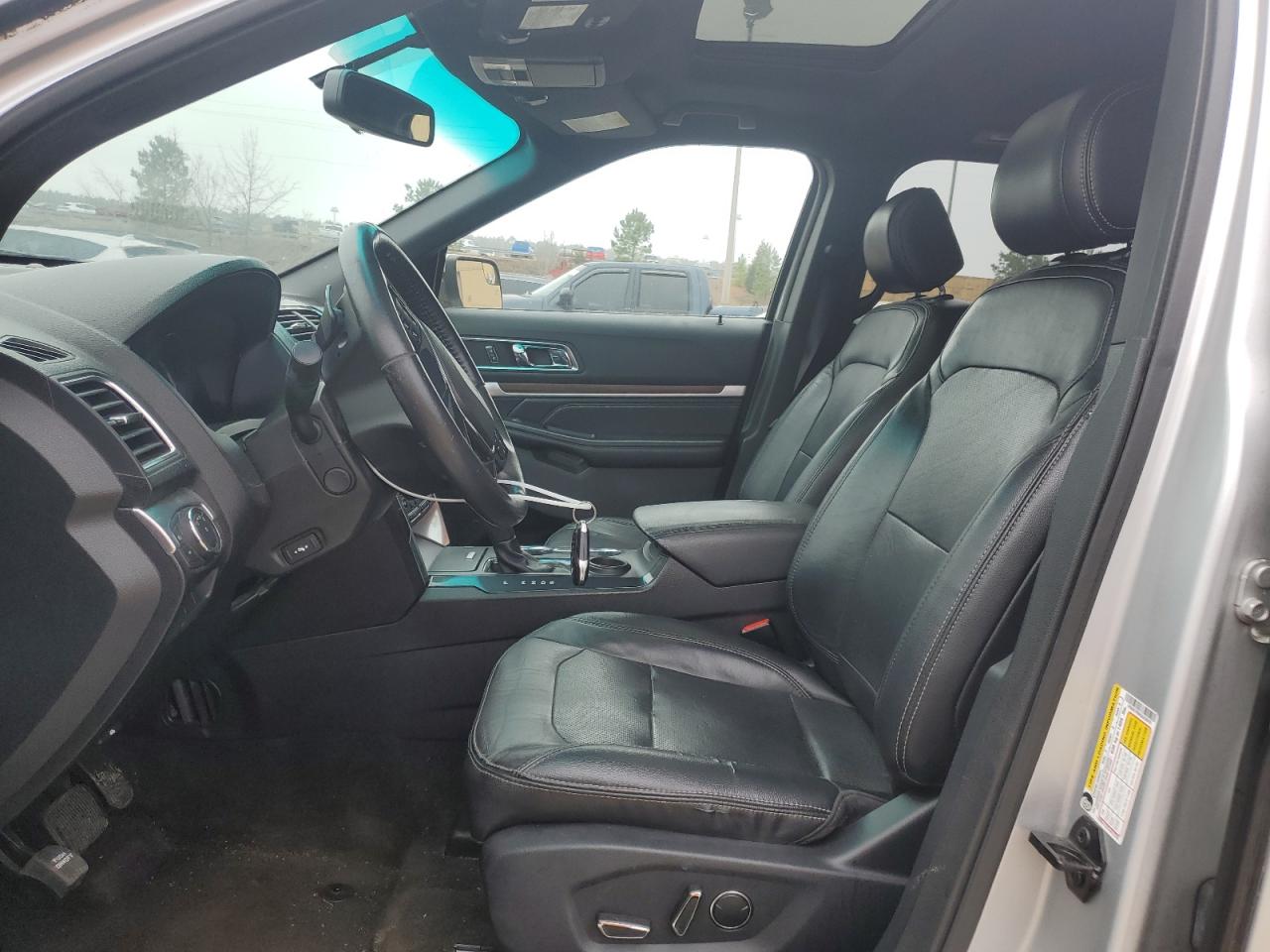 2016 Ford Explorer - Image 7