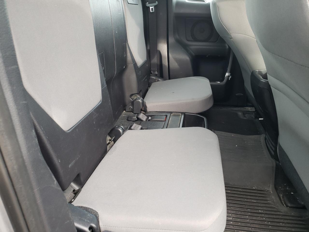 2017 Toyota Tacoma - Image 10