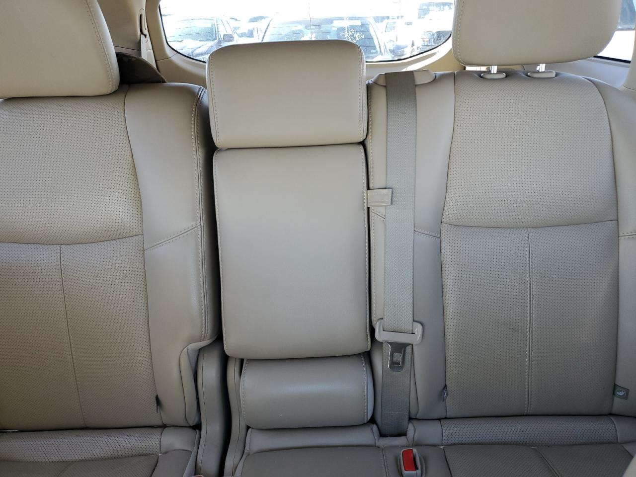 2015 Nissan Pathfinder - Image 10