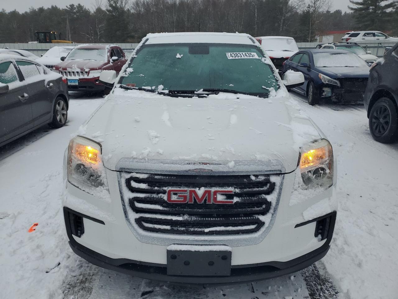 2016 GMC Terrain - Image 5