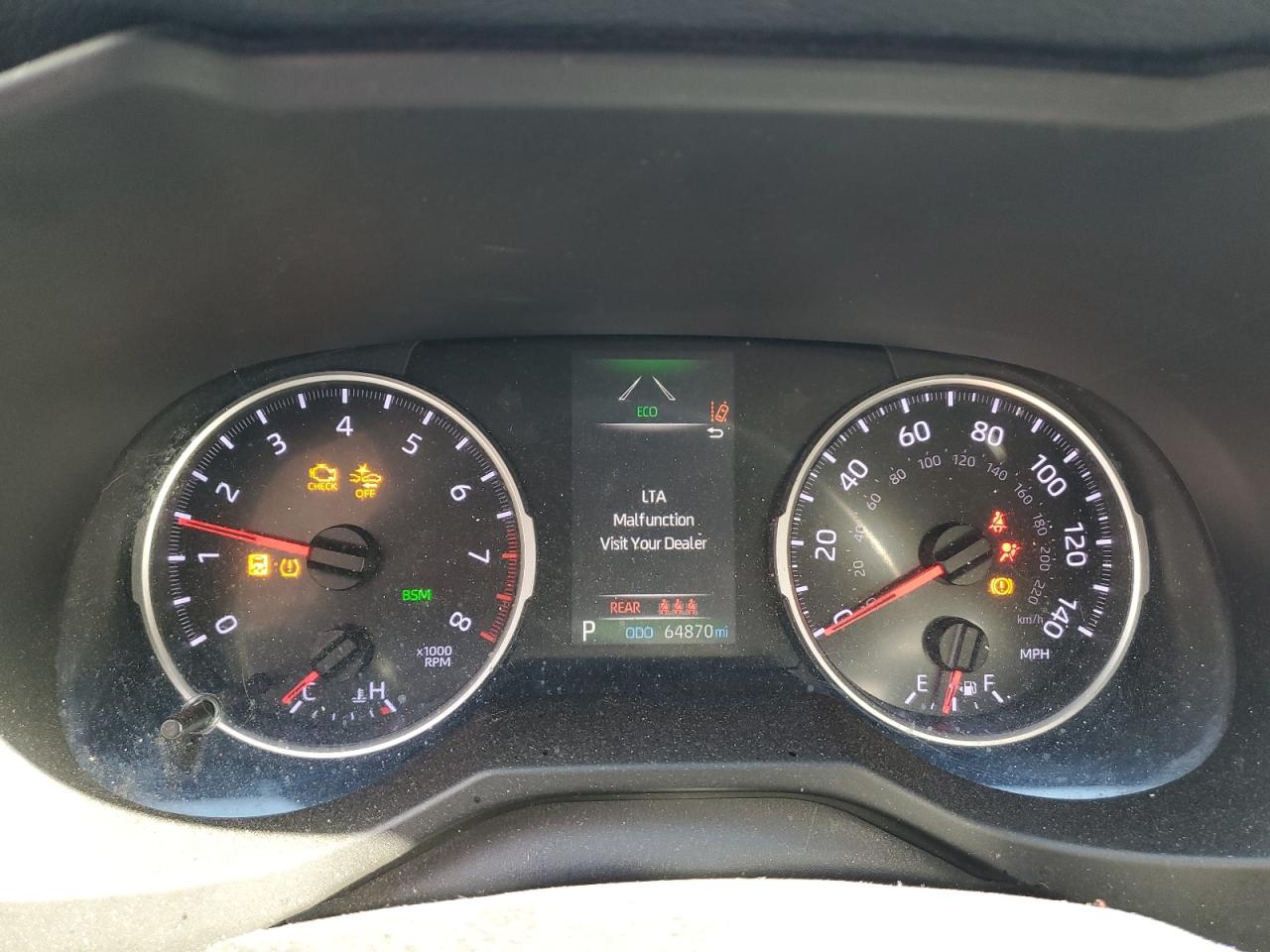 2019 Toyota RAV 4 - Image 9