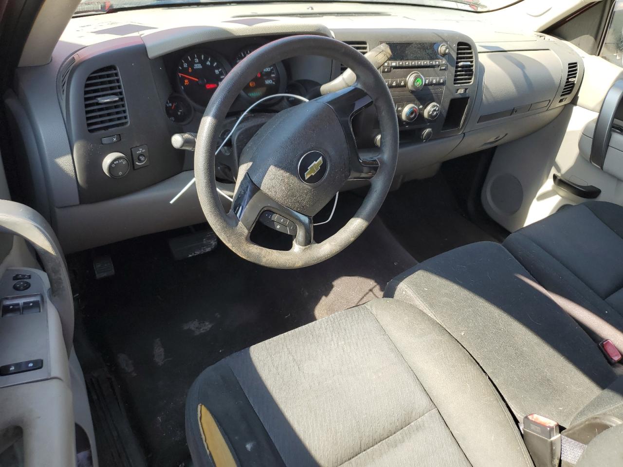 2012 Chevrolet Silverado - Image 8