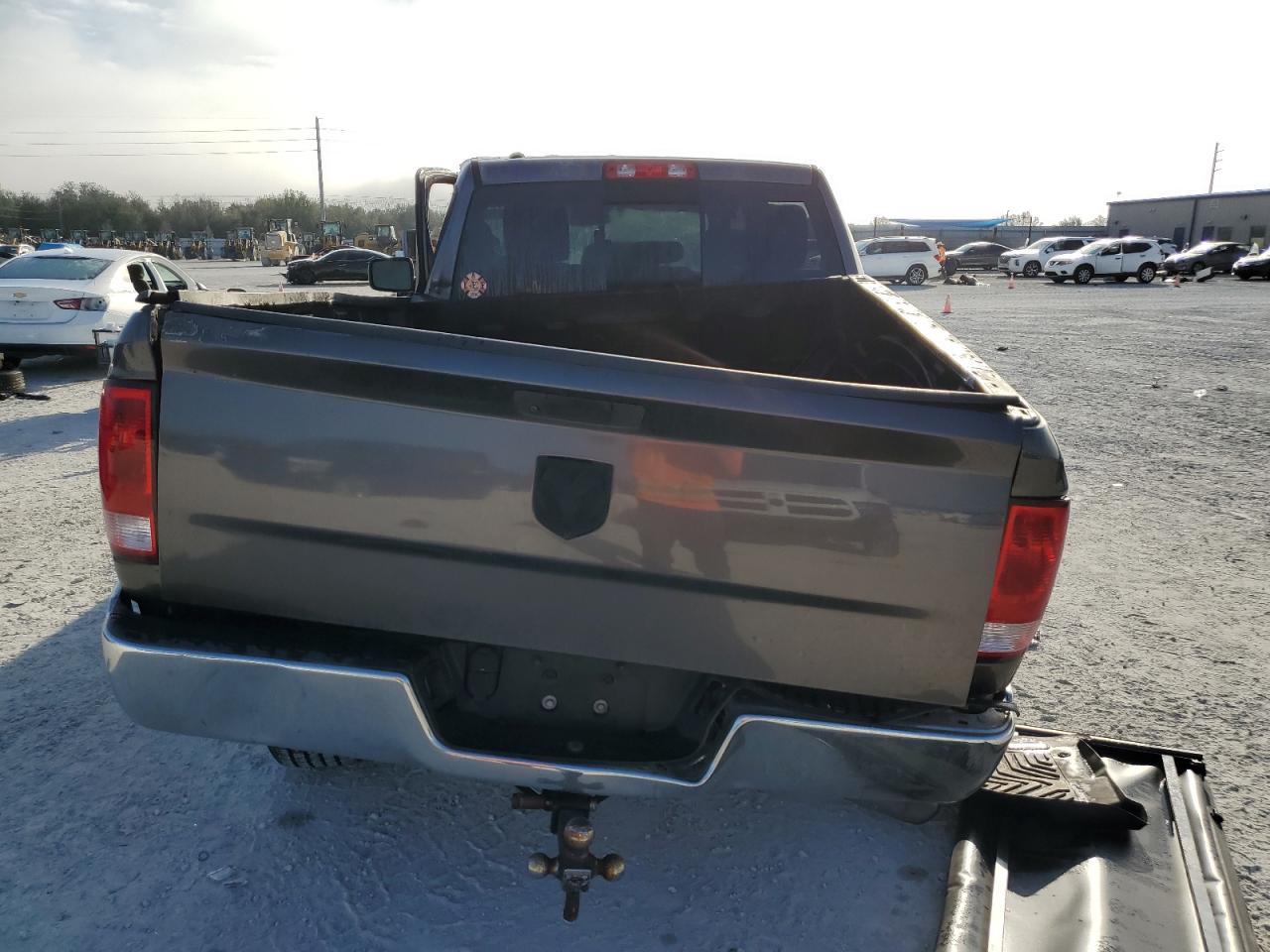 2019 RAM 1500 - Image 6