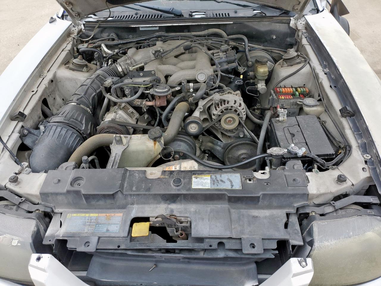 2002 Ford Mustang - Image 12