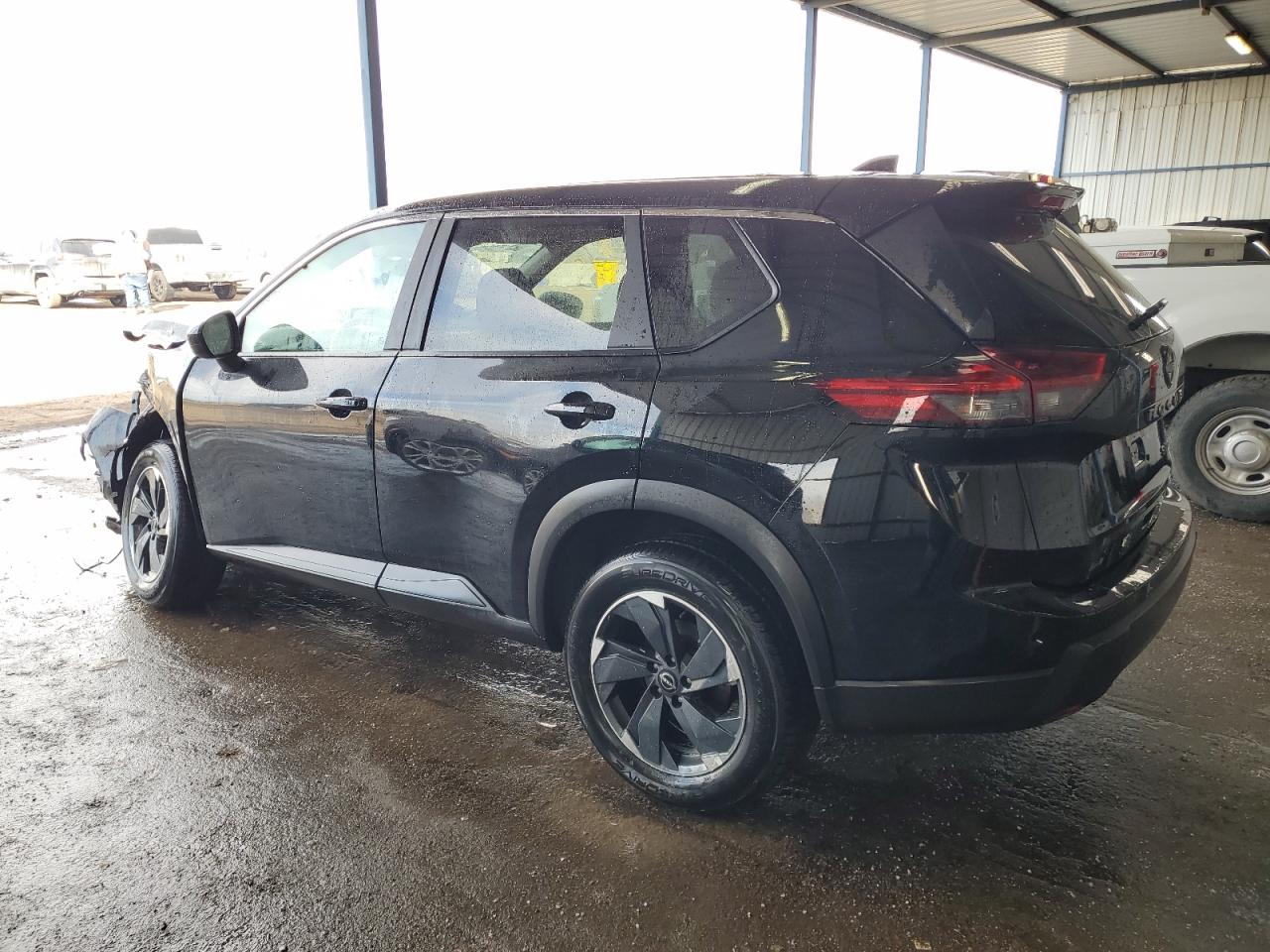 2024 Nissan Rogue - Image 2