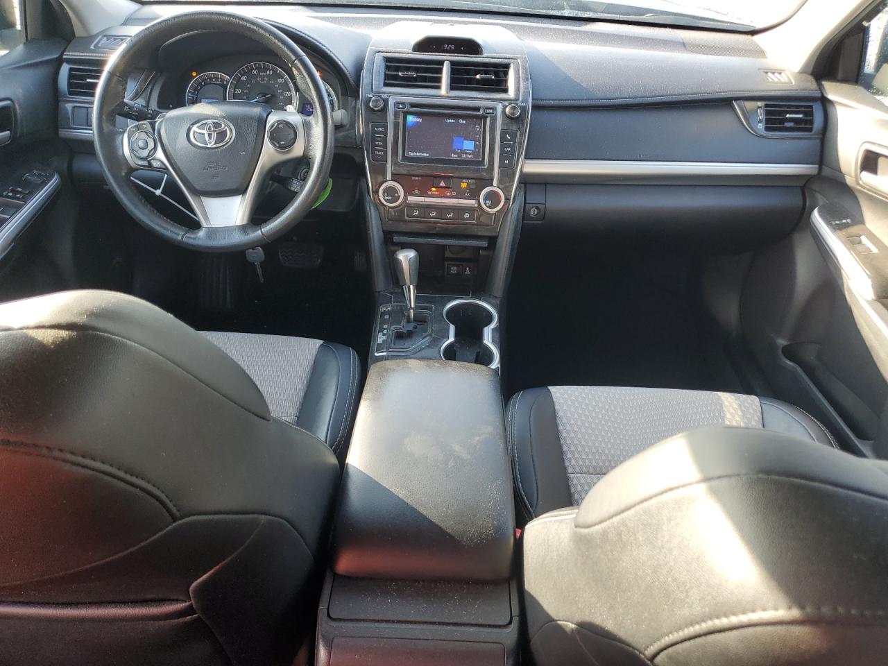 2013 Toyota Camry - Image 8