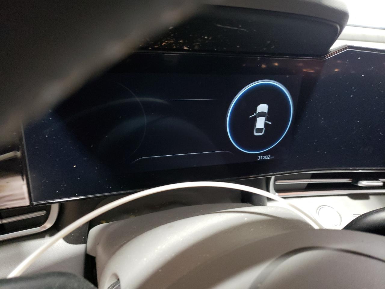 2023 Hyundai Elantra - Image 9