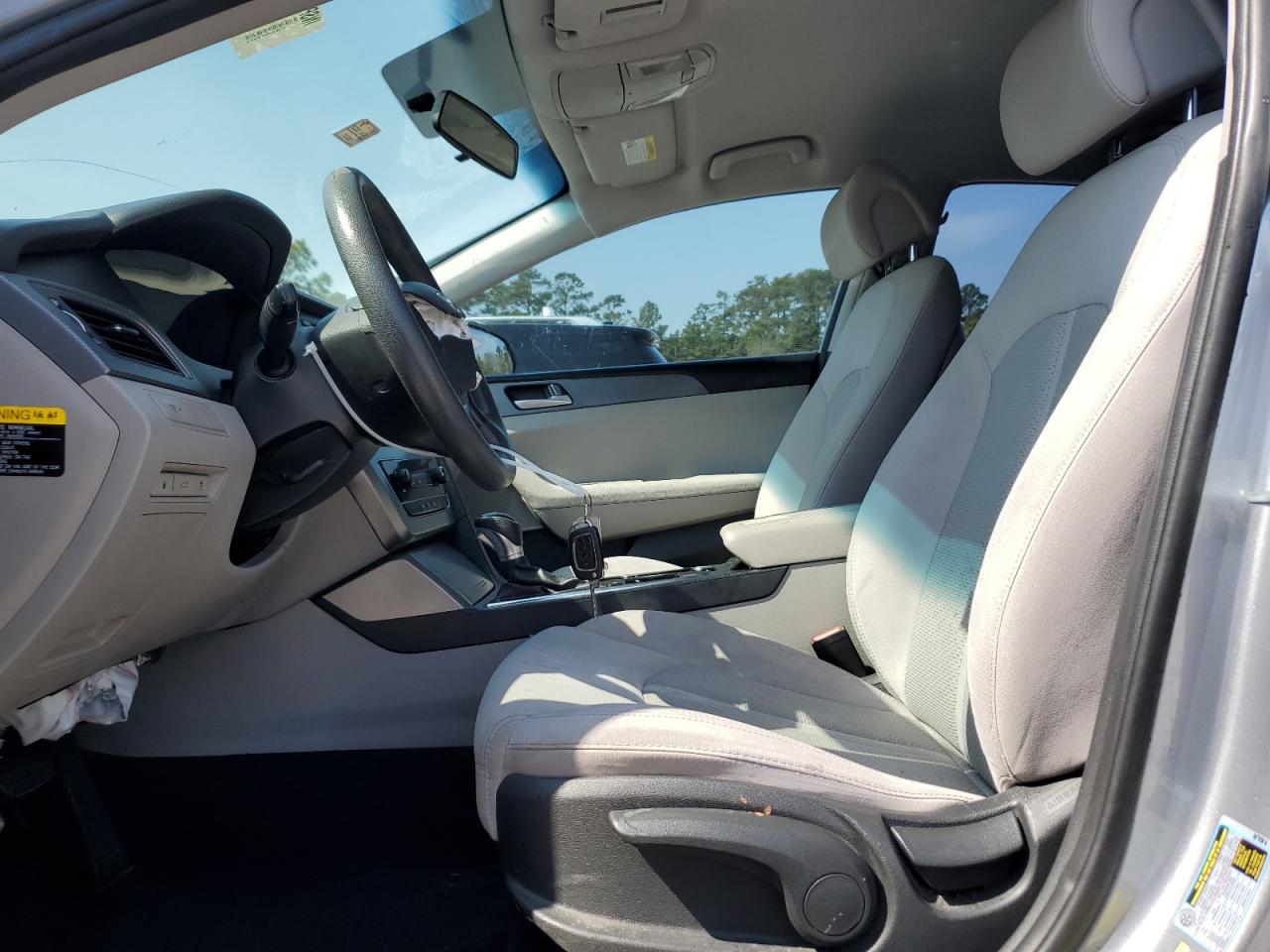 2017 Hyundai Sonata - Image 7