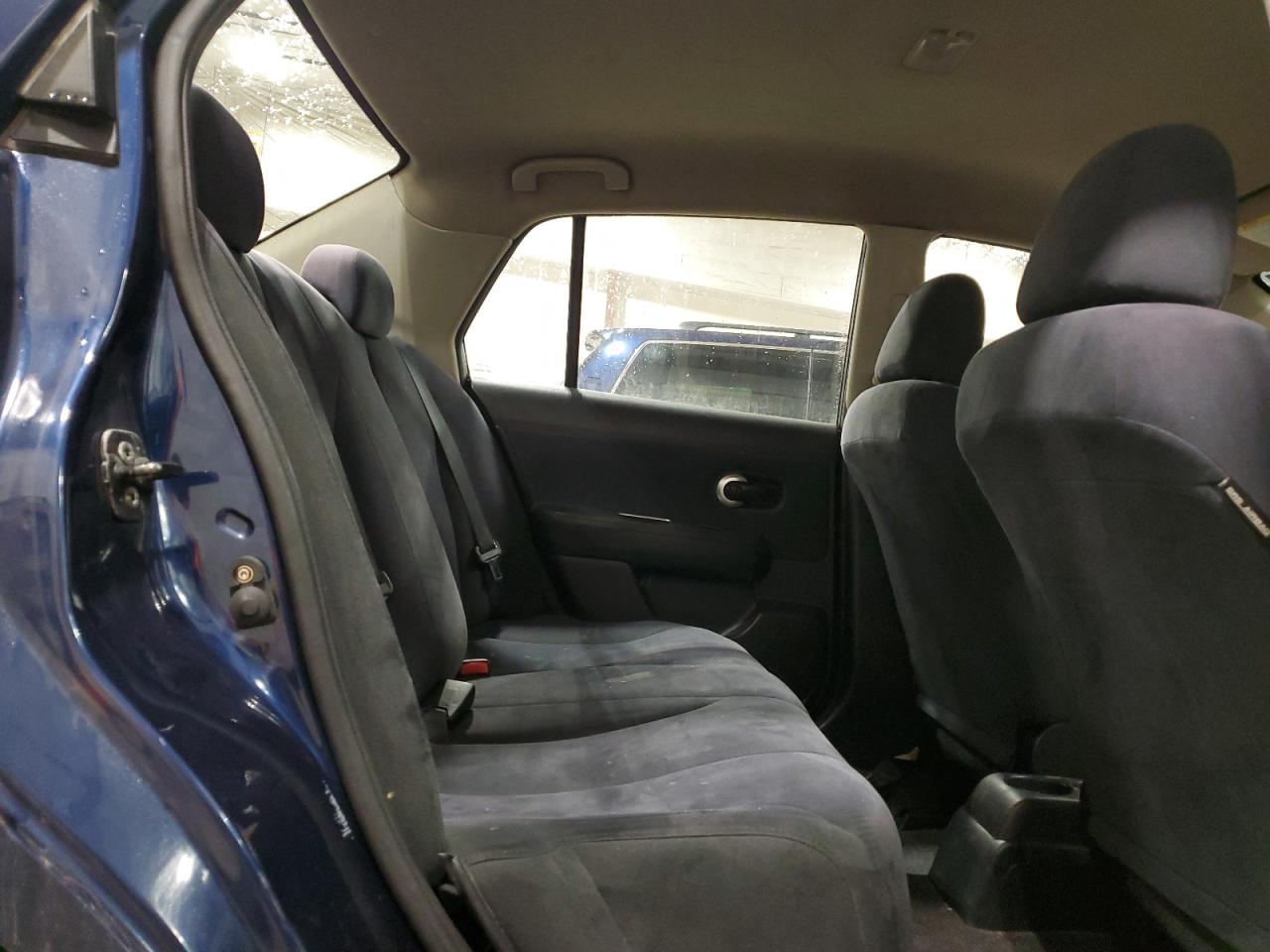 2009 Nissan Versa - Image 10