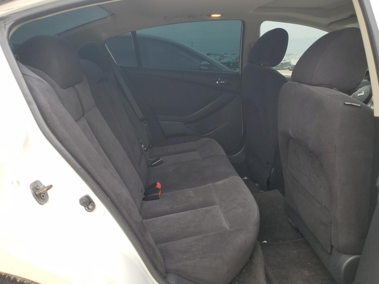 2009 Nissan Altima - Image 10