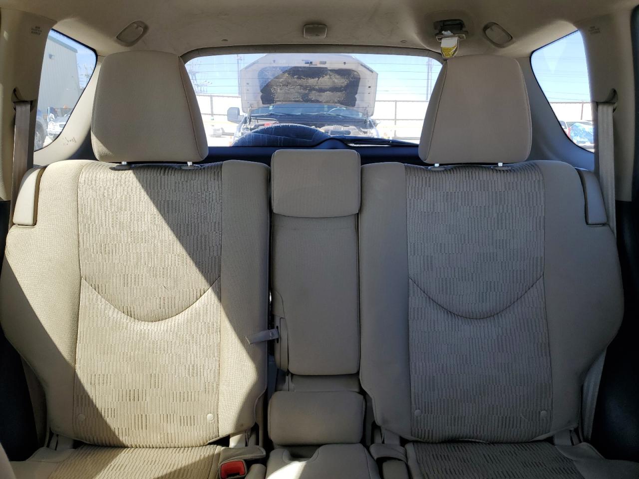 2012 Toyota RAV 4 - Image 10