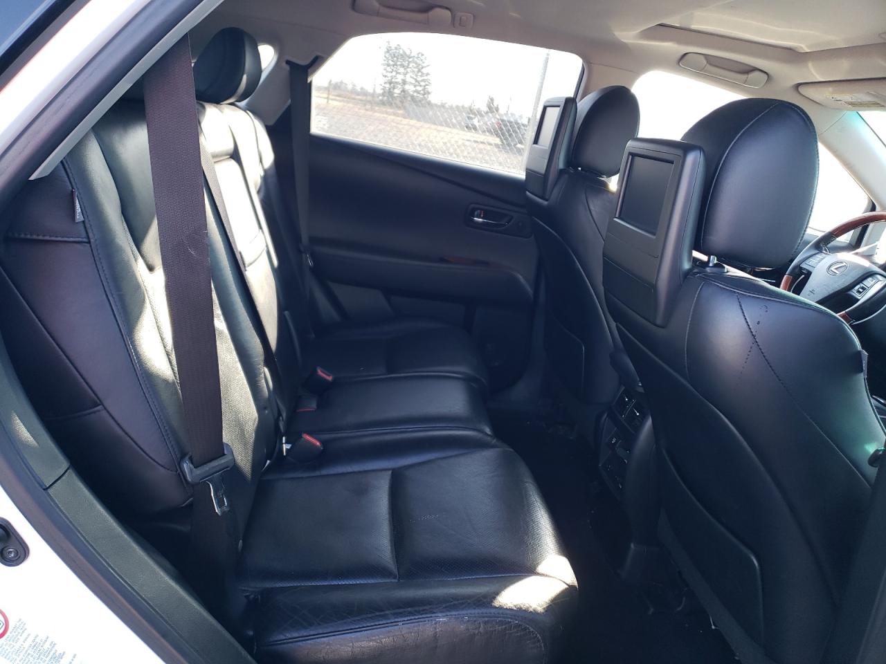 2011 Lexus RX - Image 12