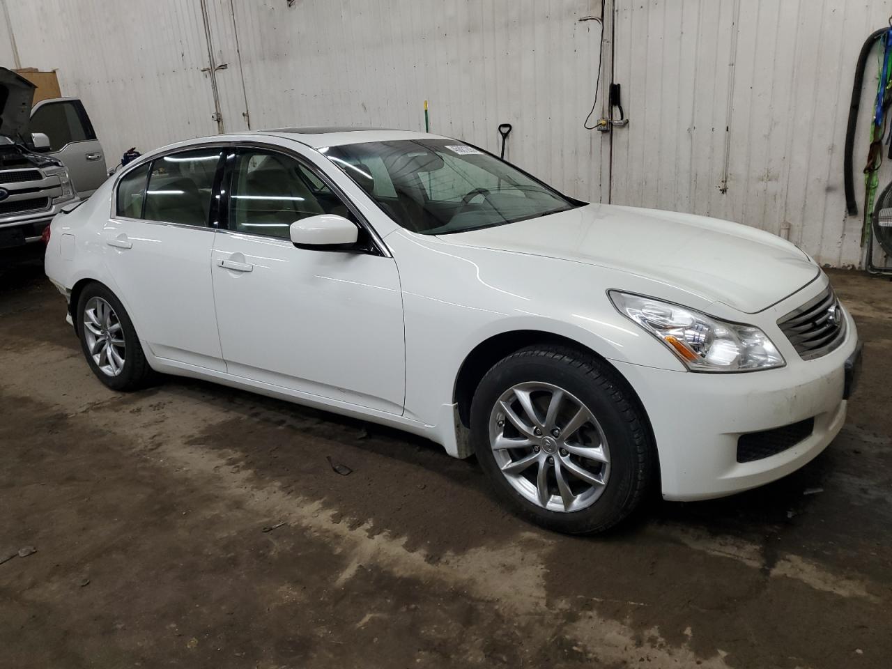 2009 Infiniti G - Image 4