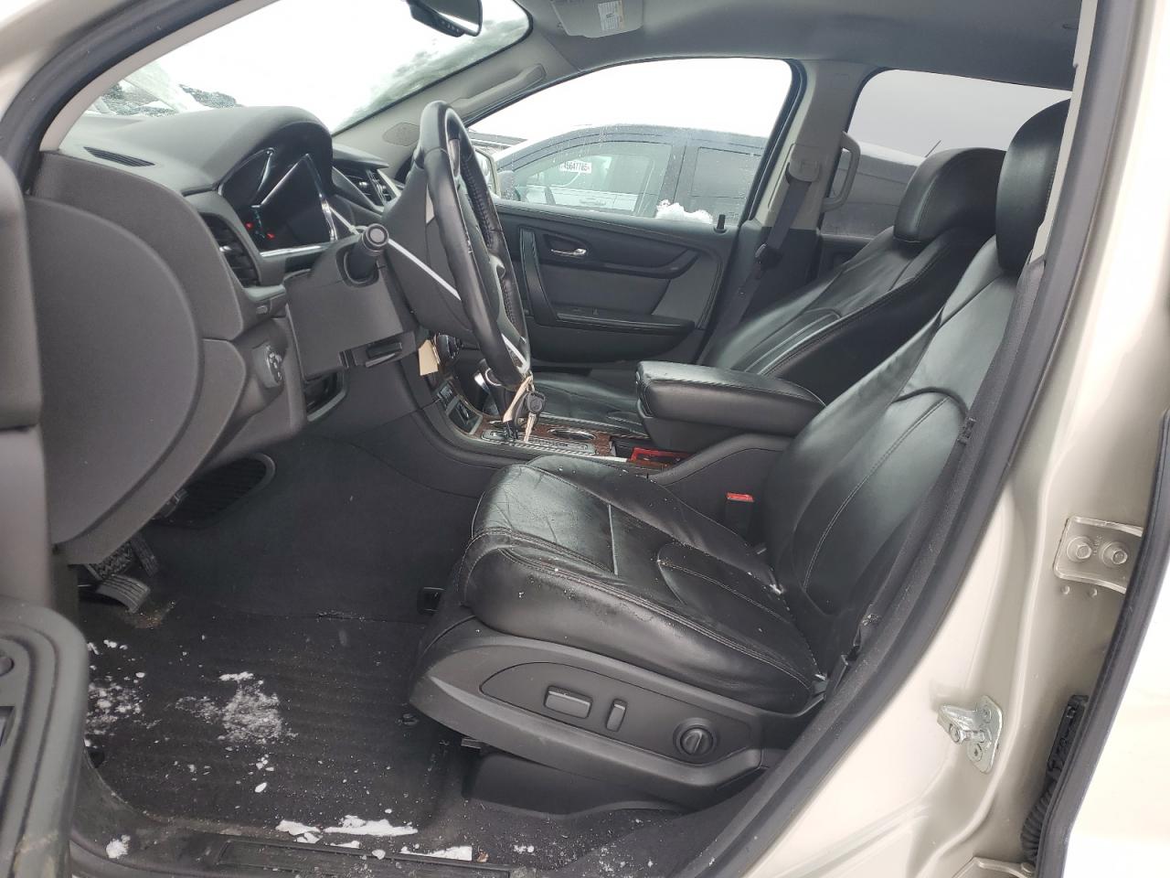 2014 Chevrolet Traverse - Image 7