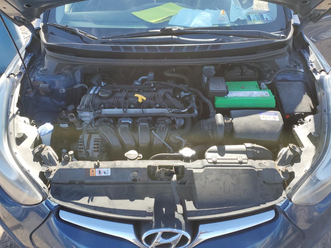 2014 Hyundai Elantra - Image 12