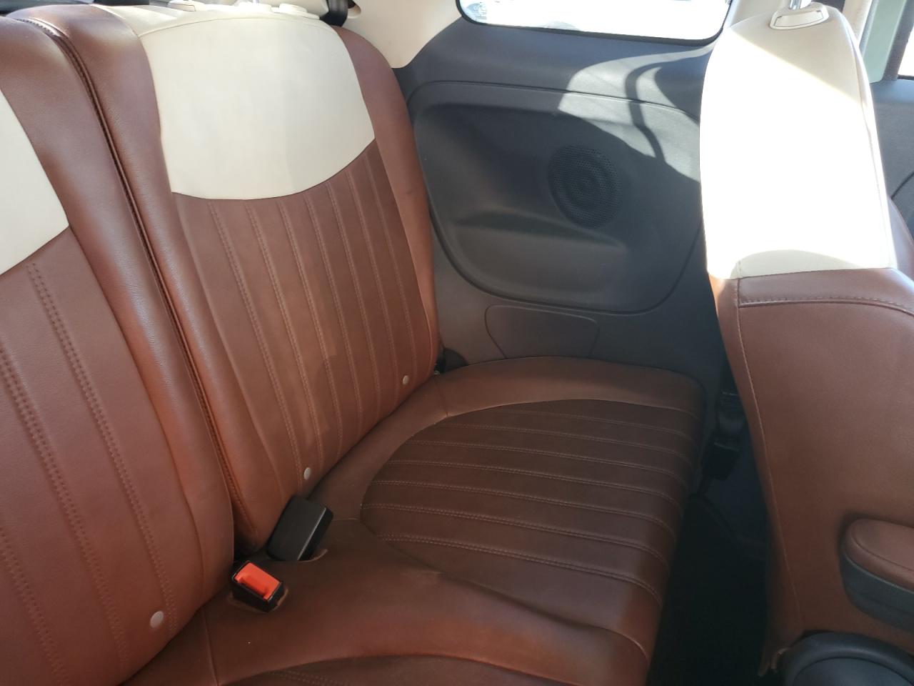2015 Fiat 500 - Image 10