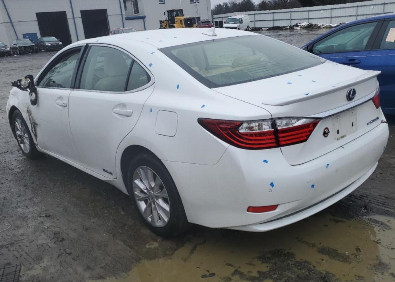 2013 Lexus ES - Image 2