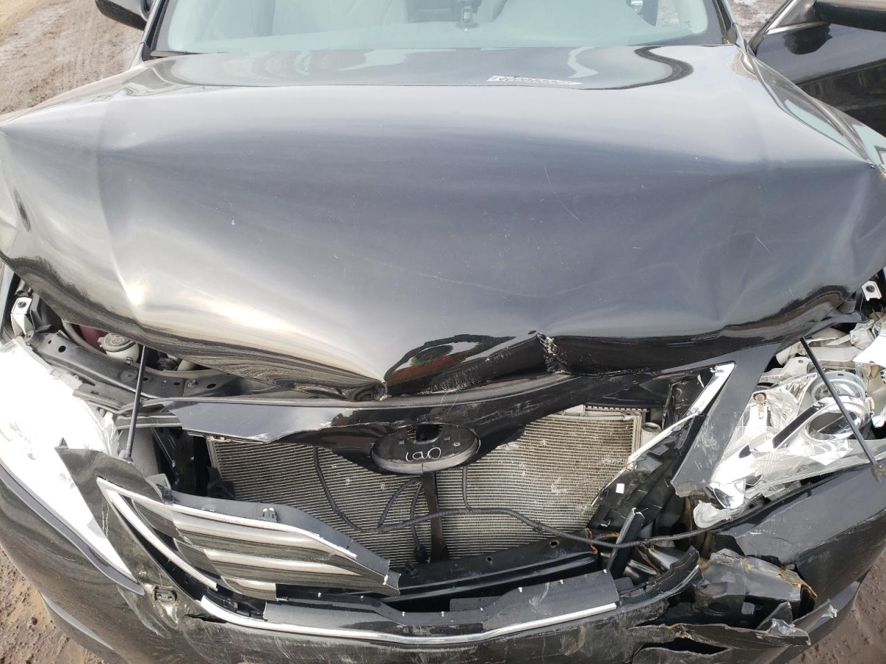 2011 Toyota Camry - Image 11