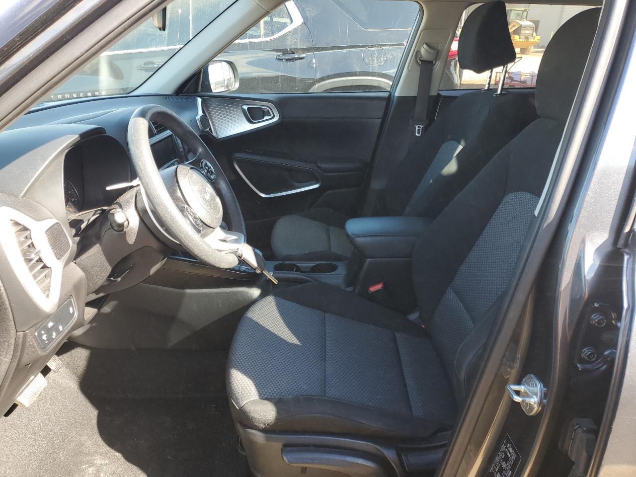 2022 Kia Soul - Image 7