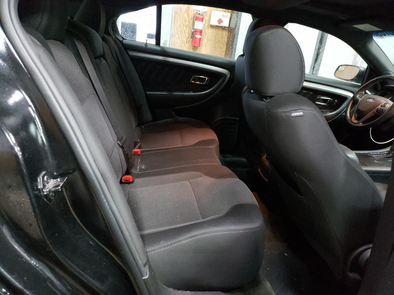 2014 Ford Taurus - Image 10