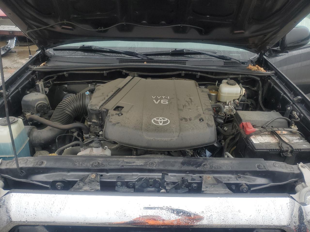 2015 Toyota Tacoma - Image 11