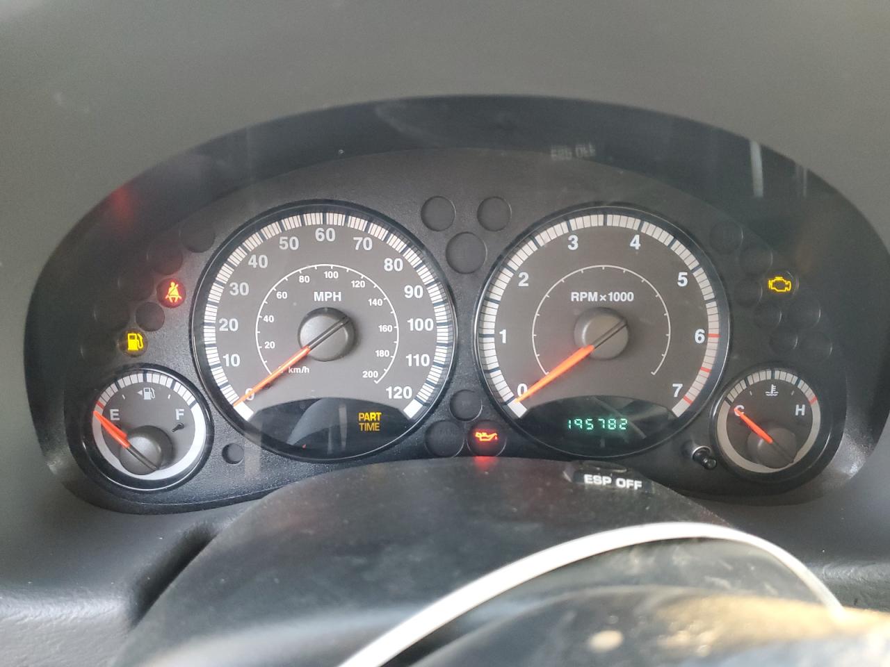 2006 Jeep Liberty (North America) - Image 9