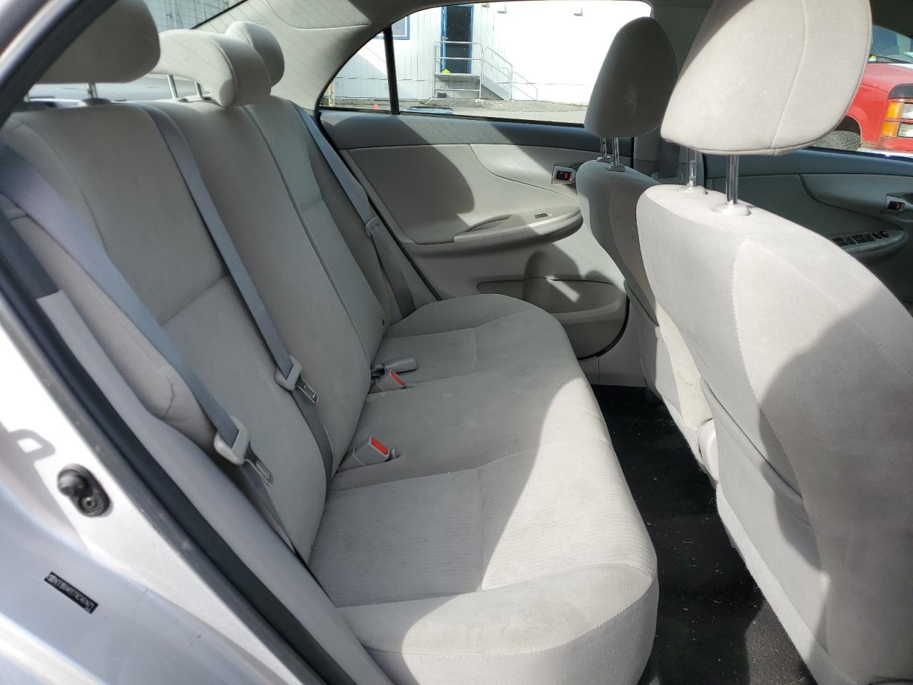 2010 Toyota Corolla - Image 10