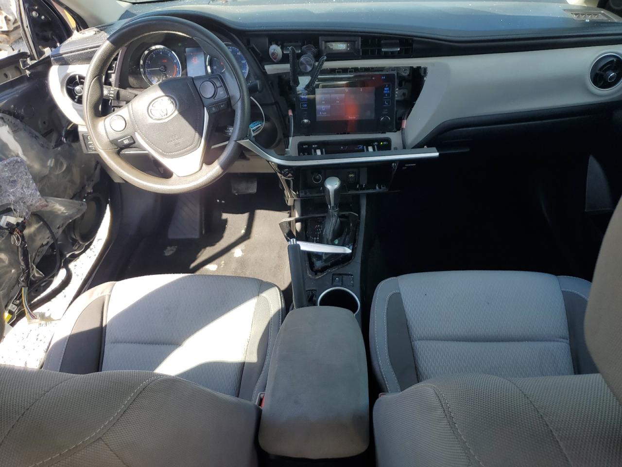 2017 Toyota Corolla - Image 8