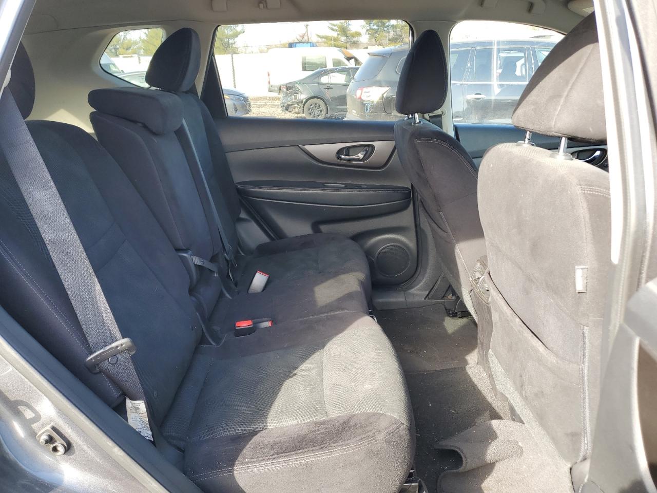 2014 Nissan Rogue - Image 11
