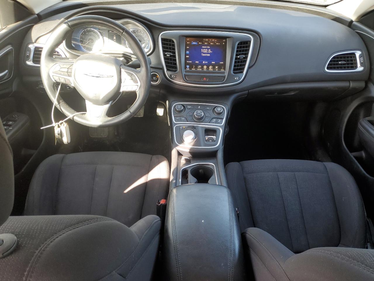 2015 Chrysler 200 - Image 8