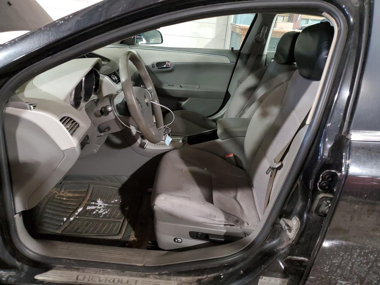 2010 Chevrolet Malibu - Image 7