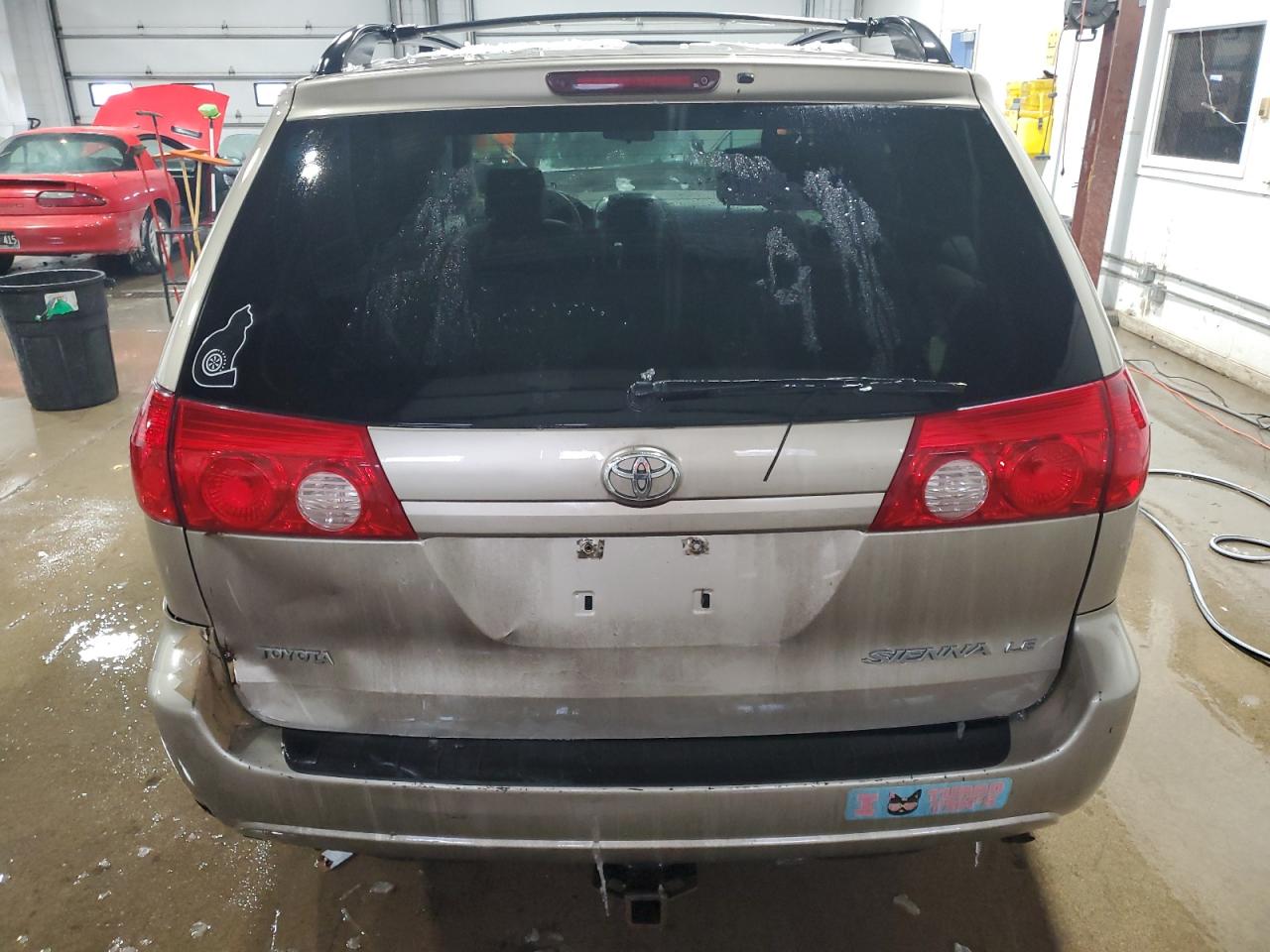 2006 Toyota Sienna - Image 6